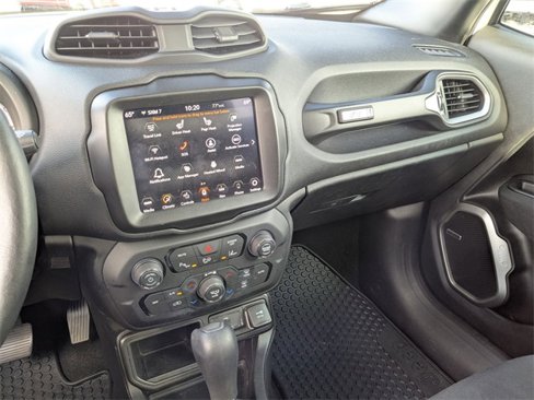 Used 2021 Jeep Renegade Latitude w/ Sun & Sound Group image 22