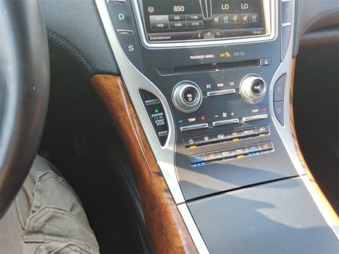Used 2016 Lincoln MKX Reserve w/ Technology Package image 16
