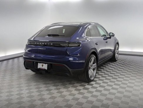 New 2024 Porsche Macan 4 Electric image 9