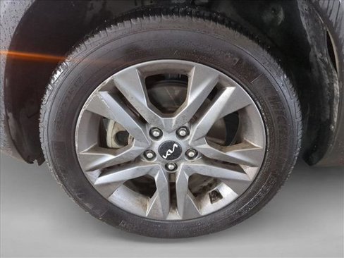 Used 2022 Kia Seltos LX image 24