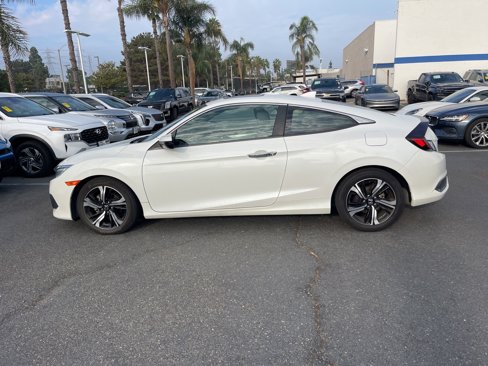 Used 2018 Honda Civic Touring image 7