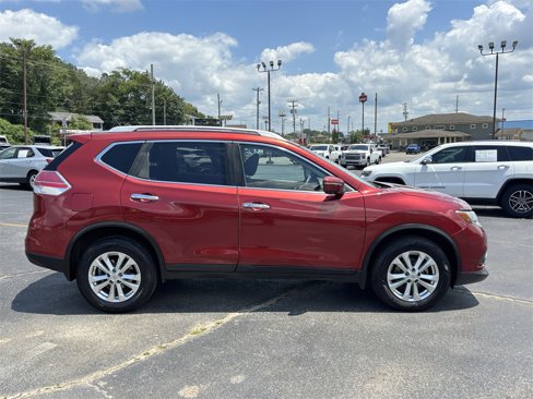 Used 2016 Nissan Rogue SV image 5