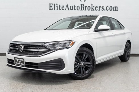 Used 2024 Volkswagen Jetta SE w/ Panoramic Sunroof Package image 49