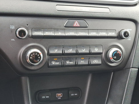 Used 2021 Kia Sportage LX image 16