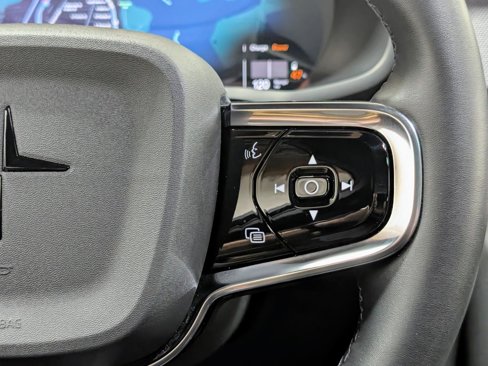 Used 2022 Polestar Polestar 2 w/ Plus Package image 32
