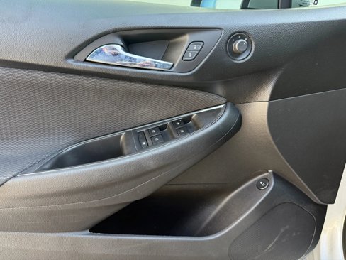 Used 2017 Chevrolet Cruze LS image 14