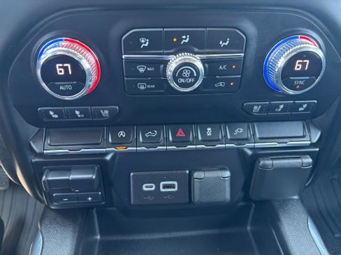 Used 2021 GMC Sierra 1500 SLT image 15