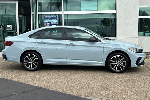 New 2025 Volkswagen Jetta Sport image 3