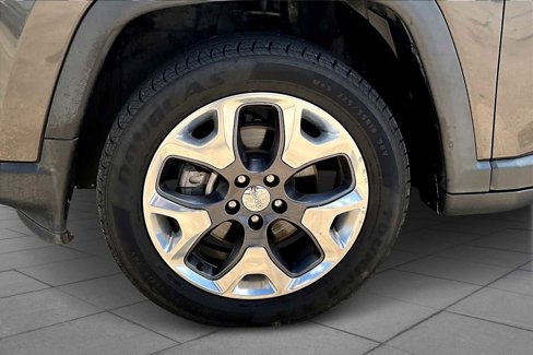 Used 2020 Jeep Compass Limited image 10