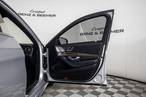 Used 2014 Mercedes-Benz S 550 Sedan image 17