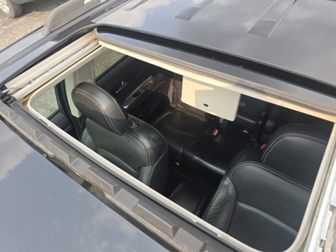 Used 2013 Dodge Journey R/T w/ Flexible Seating Group image 2