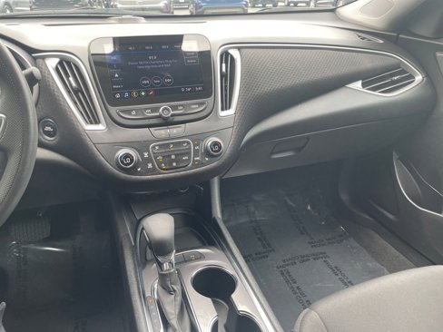 Used 2024 Chevrolet Malibu LT image 37