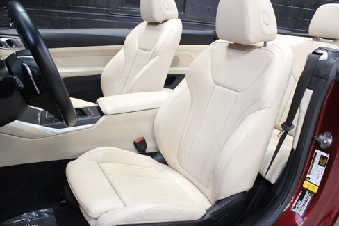 Used 2023 BMW 430i Convertible image 34