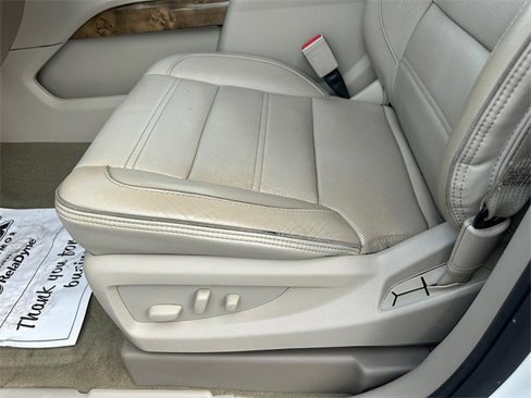 Used 2016 GMC Yukon Denali w/ Open Road Package image 11