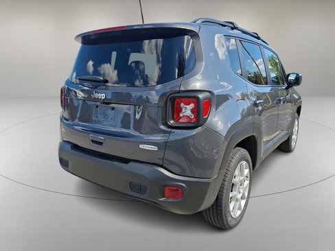 Used 2022 Jeep Renegade Latitude w/ Convenience Group image 10