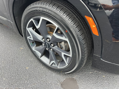 Used 2020 Chevrolet Blazer RS w/ LPO, Sport Package image 16