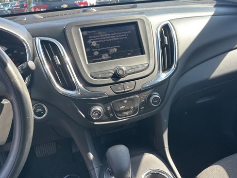 Used 2023 Chevrolet Equinox LT image 13
