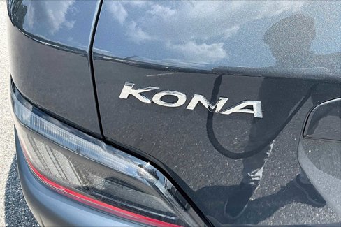 Certified 2022 Hyundai Kona Limited image 9