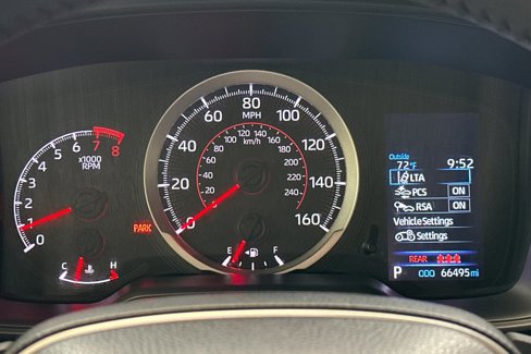 Used 2022 Toyota Corolla SE image 18
