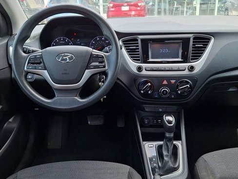 Used 2020 Hyundai Accent SE image 10