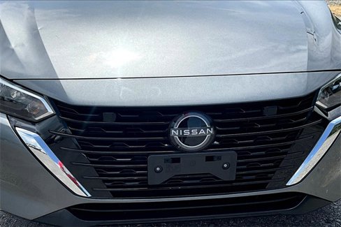 Used 2024 Nissan Sentra SV image 30