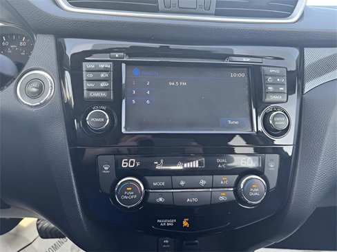 Used 2015 Nissan Rogue SL w/ SL Premium Package image 23