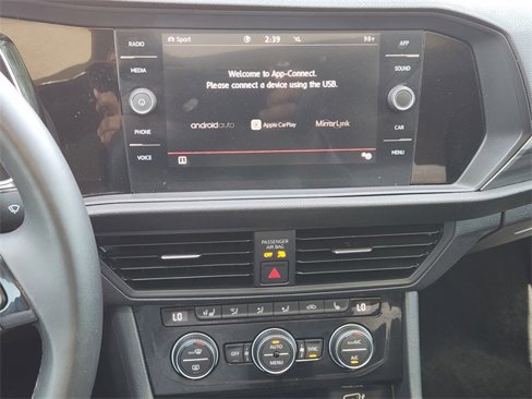 Used 2020 Volkswagen Jetta SEL image 16