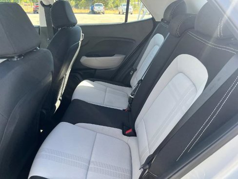 Used 2022 Hyundai Venue SEL w/ Cargo Package image 12