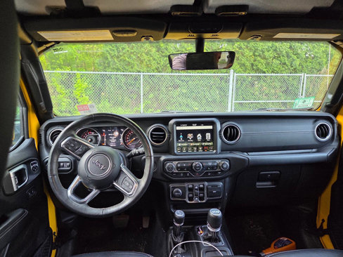 Used 2019 Jeep Wrangler Unlimited Sahara image 11
