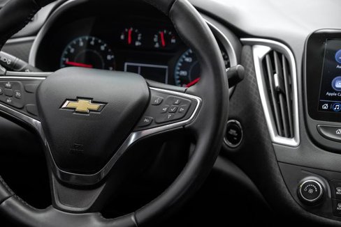 Used 2021 Chevrolet Malibu RS image 26