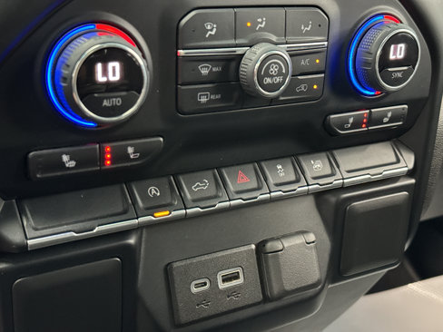Used 2022 Chevrolet Silverado 1500 LT image 27
