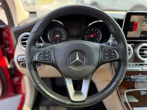 Used 2019 Mercedes-Benz GLC 300 4MATIC image 14