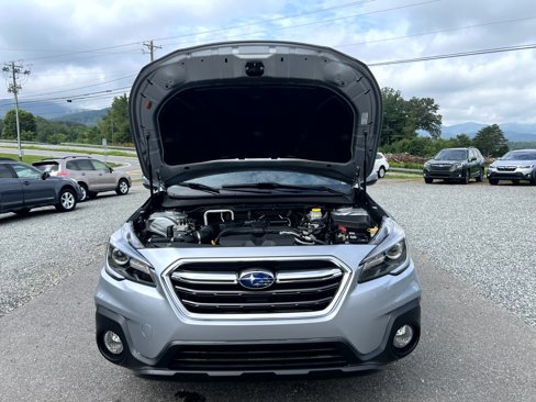Used 2018 Subaru Outback 2.5i Limited image 17