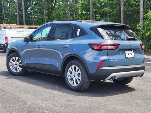 New 2025 Ford Escape Active w/ Cold Weather Package image 3