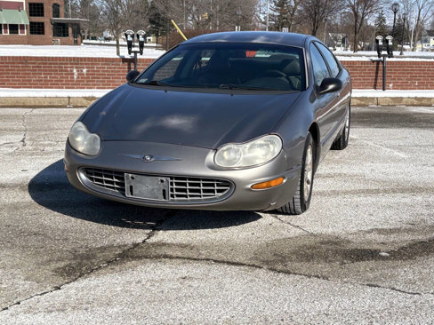 Used 1998 Chrysler Concorde LXi image 3