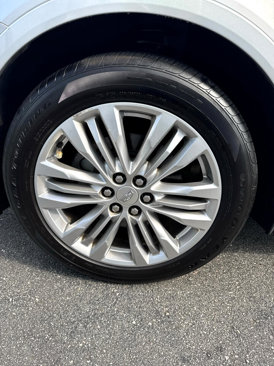Used 2019 Cadillac XT5 Premium Luxury image 16