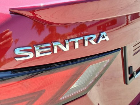 Used 2022 Nissan Sentra SR w/ Electronics Package image 13