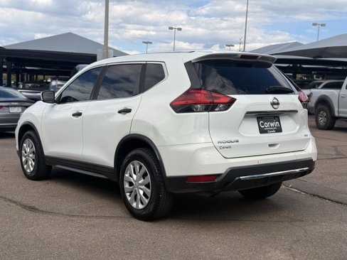 Used 2017 Nissan Rogue S image 5