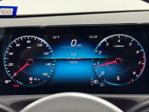Used 2021 Mercedes-Benz CLA 250 image 2