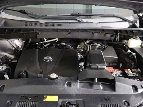 Used 2019 Toyota Highlander LE image 17