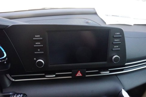New 2025 Hyundai Elantra SE image 12
