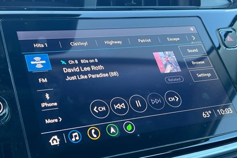 Certified 2022 Chevrolet Bolt EUV Premier w/ Sun & Sound Package image 28