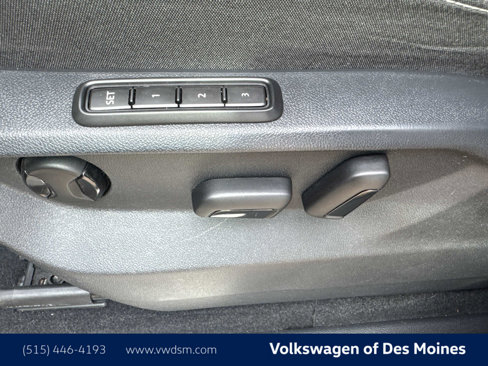 Used 2021 Volkswagen Atlas Cross Sport SEL R-Line w/ Cross Sport MDO Package image 24