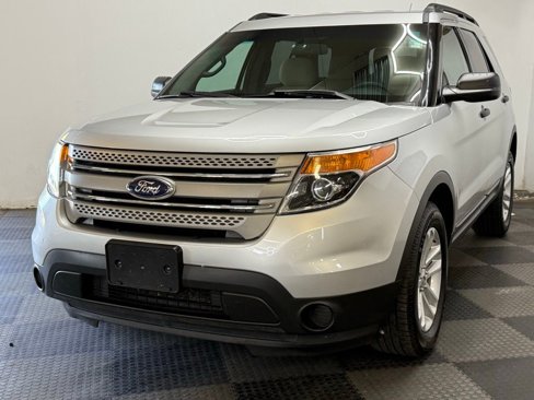 Used 2015 Ford Explorer 4WD image 4