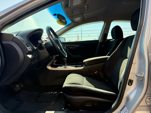 Used 2014 Nissan Altima 2.5 SV image 13