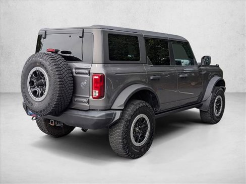 Used 2022 Ford Bronco Black Diamond w/ Sasquatch Package image 5