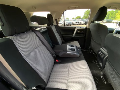 Used 2020 Toyota 4Runner SR5 image 29