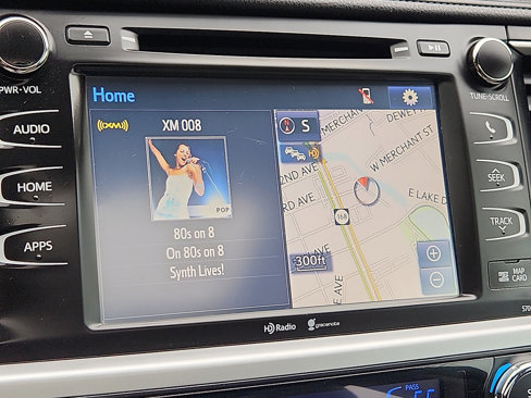 Used 2015 Toyota Highlander XLE image 26
