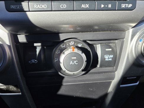 Used 2012 Toyota 4Runner SR5 image 25