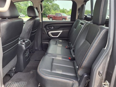Used 2017 Nissan Titan SL w/ Chrome Package image 14